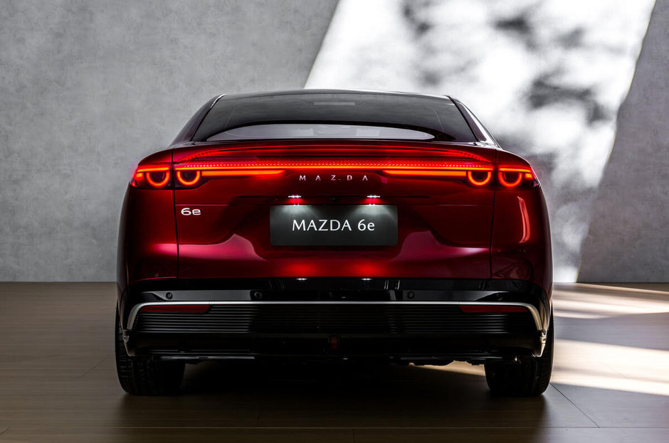 Mazda 6e