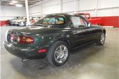 Mazda Miata cu 120 mile