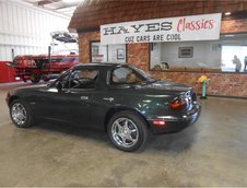 Mazda Miata cu 120 mile