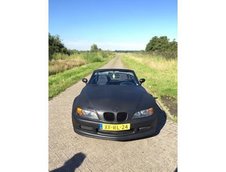 Mazda Miata transformata in BMW Z3