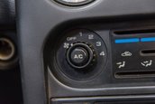 Mazda Miata transformata in Ford Mustang