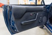 Mazda Miata transformata in Ford Mustang