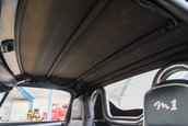Mazda Miata transformata in Ford Mustang