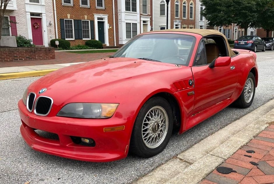 Mazda MX-5 transformata in BMW Z3