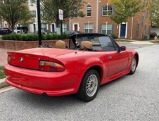 Mazda MX-5 transformata in BMW Z3