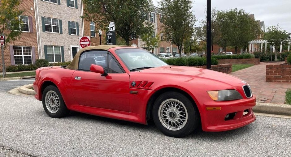 Mazda MX-5 transformata in BMW Z3