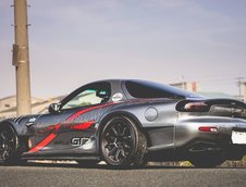 Mazda RX-7 by Final Form USA and Fujita Engineering