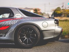 Mazda RX-7 by Final Form USA and Fujita Engineering