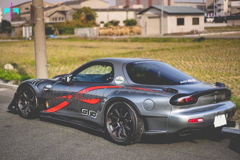 Mazda RX-7 by Final Form USA and Fujita Engineering