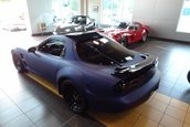 Mazda RX-7 in albastru mat