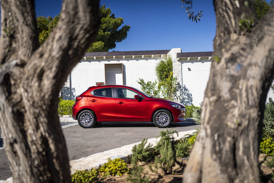 Mazda2 facelift