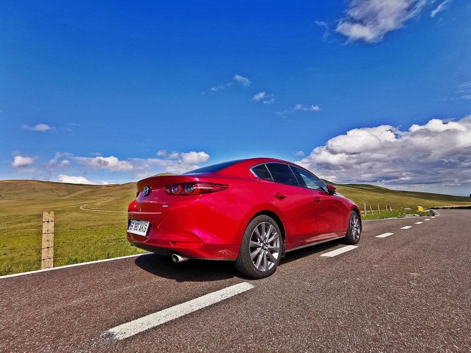 Mazda3 Sedan Skyactiv-G 150