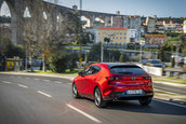 Mazda3 si CX-30