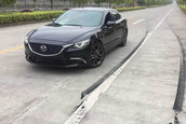 Mazda6 cu motor V8 si tractiune spate