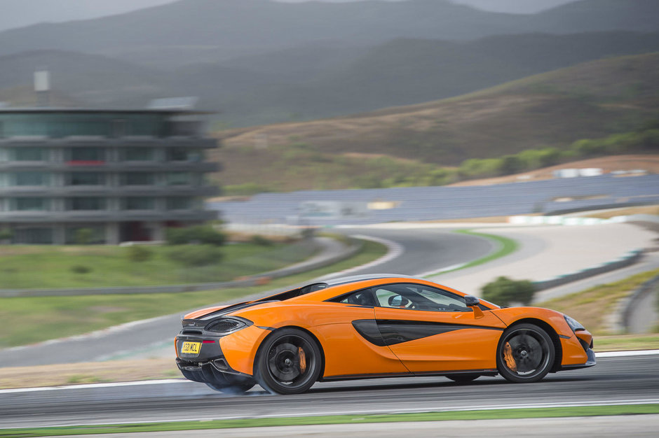 McLaren 570S