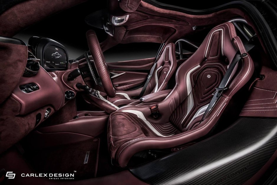 McLaren 720S cu interior de la Carlex