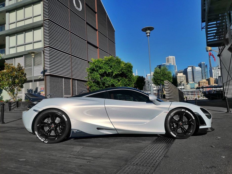 McLaren 720S Velocita