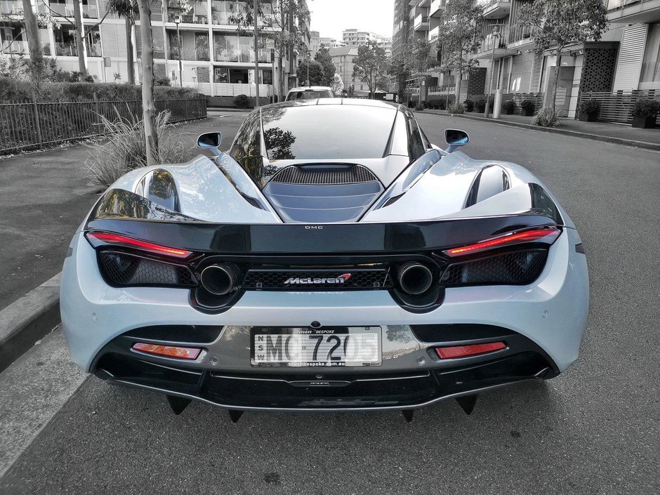 McLaren 720S Velocita