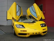 McLaren F1 cu 0 kilometri la bord