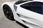 McLaren F1 in Marlboro White