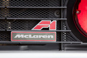 McLaren F1 vandut