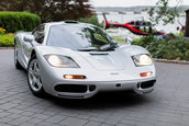 McLaren F1 vandut