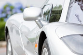 McLaren F1 vandut