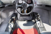 McLaren F1 vandut