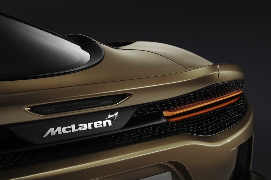 McLaren GT