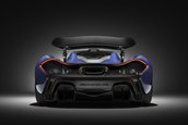 McLaren P1 in carbon albastru