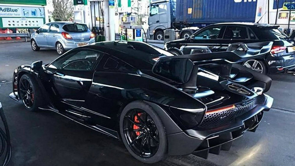 McLaren Senna pe strada