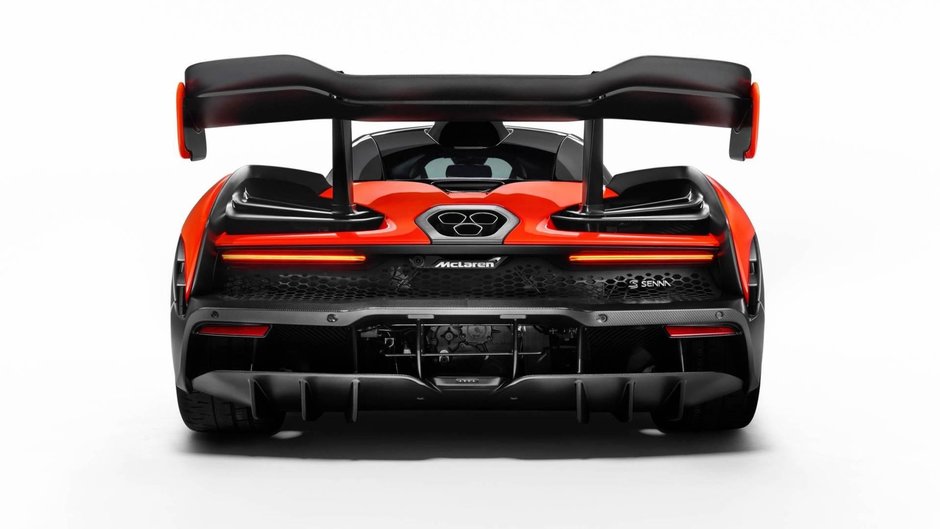 McLaren Senna