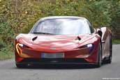 McLaren Speedtail pe strazi
