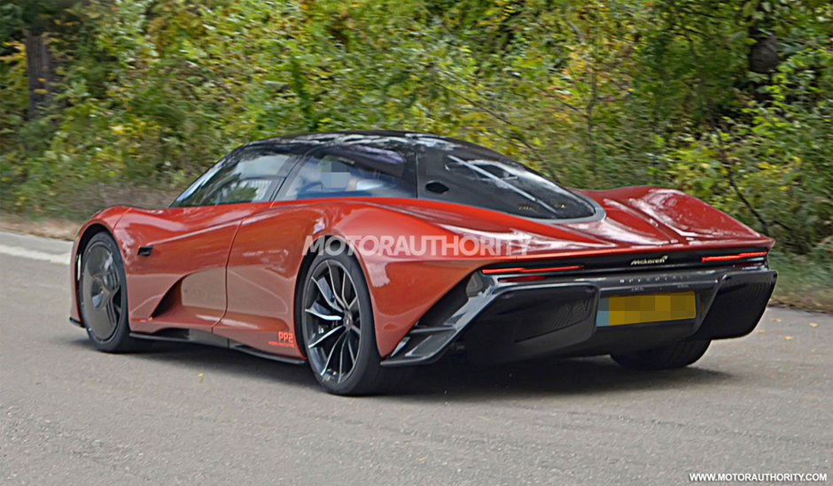 McLaren Speedtail pe strazi