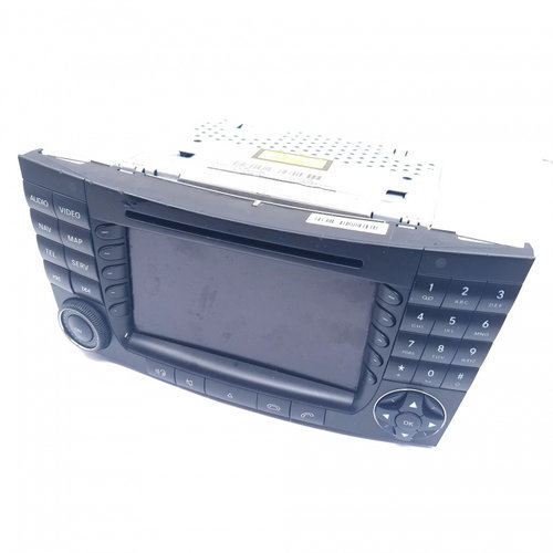 Media Player / Radio / Unitate CD / Casetofon CD Player,Functii Navigatie,Functii Telefonie Mercedes...