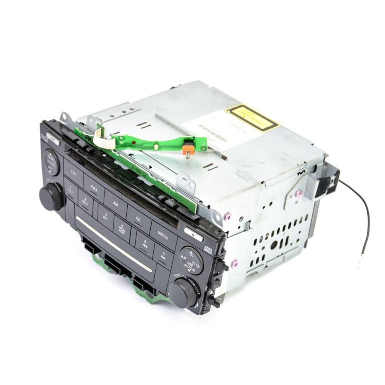 Media Player / Radio / Unitate Cd / Casetofon Mazda 6 (Gg) 2002-2008 Cd Player Radio Gp9E66Dsx, Cq-Em45701A, Cqem45701A