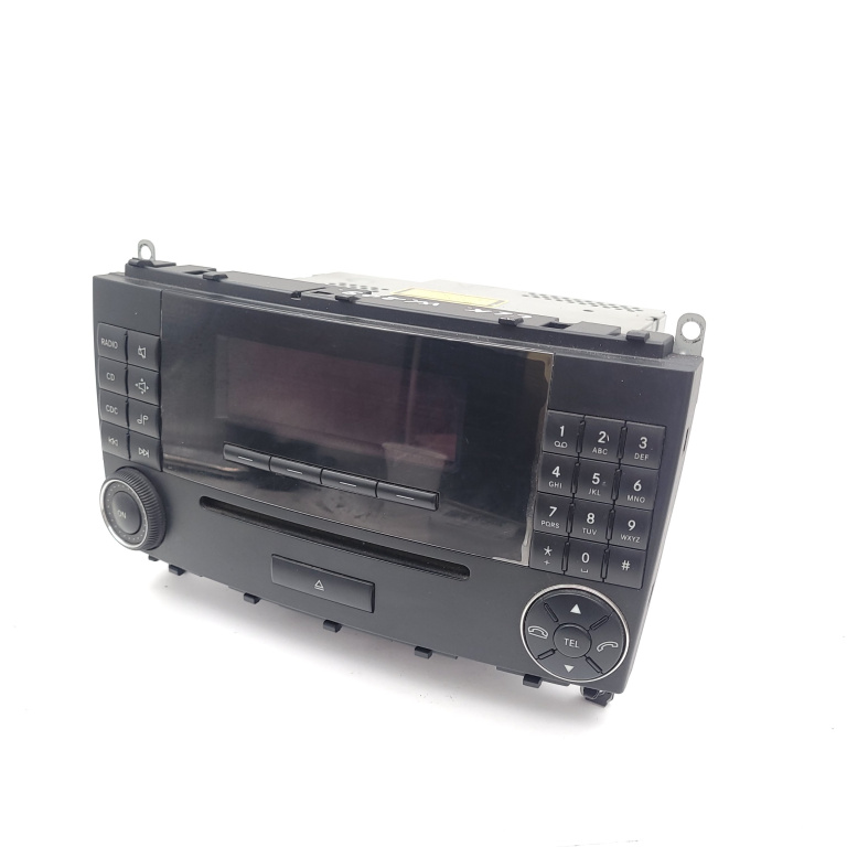 Media Player / Radio / Unitate Cd / Casetofon Mercedes-Benz Clk W209 2002-2009 Clk 200 Kompressor (209.442) M 271.940 Benzina Bluetooth Cd Player Functii Telefonie Mp3 A2098206589, A 209 820 65 89, 2098206589, Mf2740, E24020748