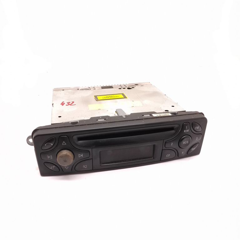 Media Player / Radio / Unitate Cd / Casetofon Mercedes-Benz C-Class (W203) 2000-2007 C 240 (203.061) M 112.912 Benzina Cd Player Radio A2038201286, 441013109173101744, Y1018227, Be4410, 4410Ez0Y1018227 Becker