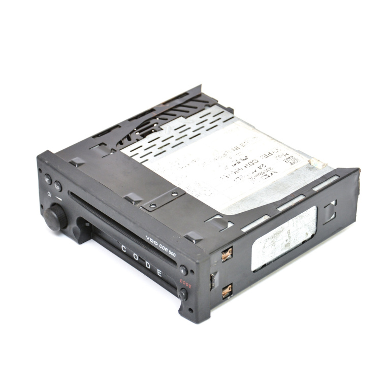 Media Player / Radio / Unitate Cd / Casetofon Opel Frontera B 1998-2004 2.2 Dti (6B_Zc, 6B_Vf, 6B_66, 6B_76) Y 22 Dth Motorina Cd Player Radio 24469302 Vdo