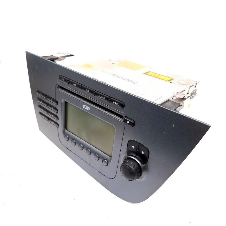 Media Player / Radio / Unitate Cd / Casetofon Seat Leon (1P1) 2005-2012 2.0 Tdi 16V Bkd Motorina Cd Player Mp3 Radio 1P1035186N87, 8157645676366, Sez1Z3F9286714, 1P1-035-186-N87 Blaupunkt