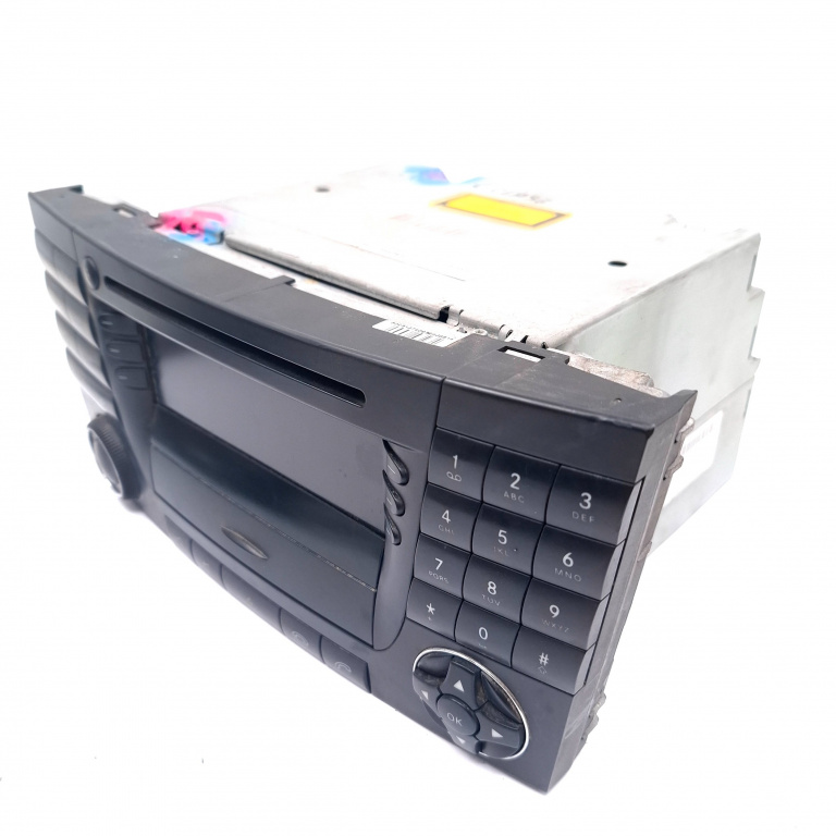 Media Player / Radio / Unitate CD / Casetofon A2118201079, A2118201079001, 2115405207, 525BE6025311966281, 31196628, DJ3E056533, 2118201079