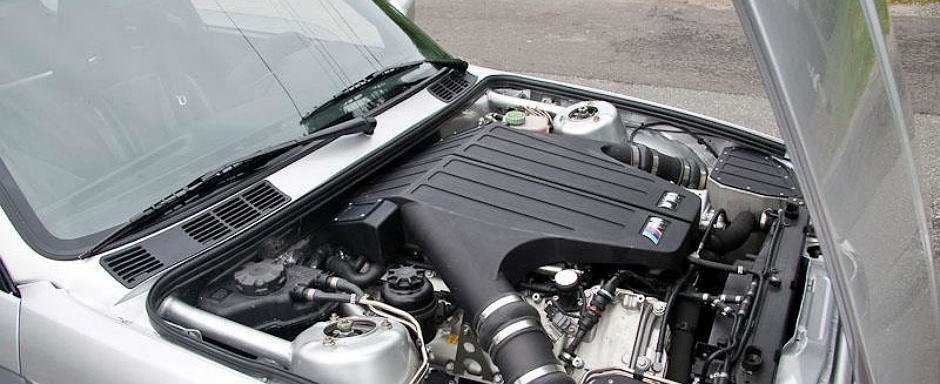 Meniul Zilei: Ce-ai zice de un BMW M3 E30 cu motor V10 de 5.7 litri? Meniul Zilei: Ce-ai zice de un BMW M3 E30 cu motor V10 de 5.7 litri?
