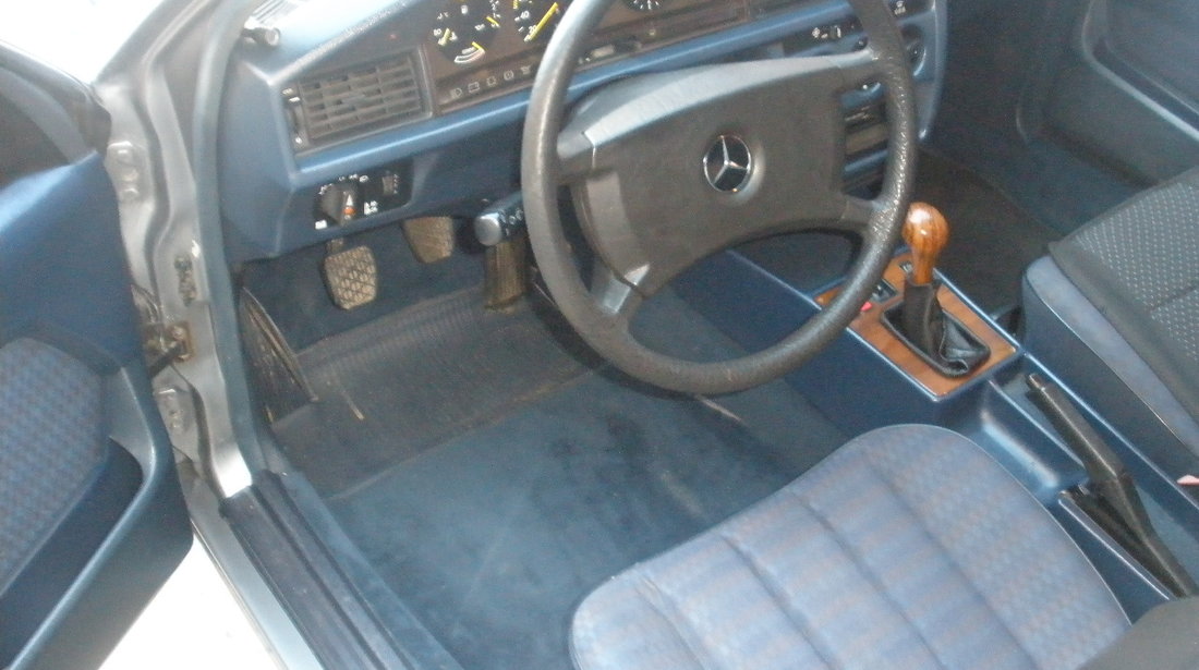 Mercedes 190 102.962 1989