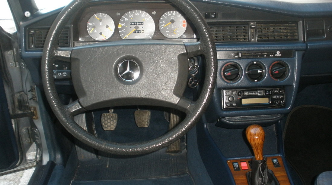 Mercedes 190 102.962 1989