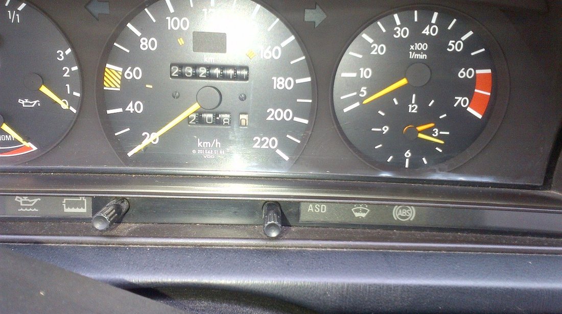 Mercedes 190 2000 1990