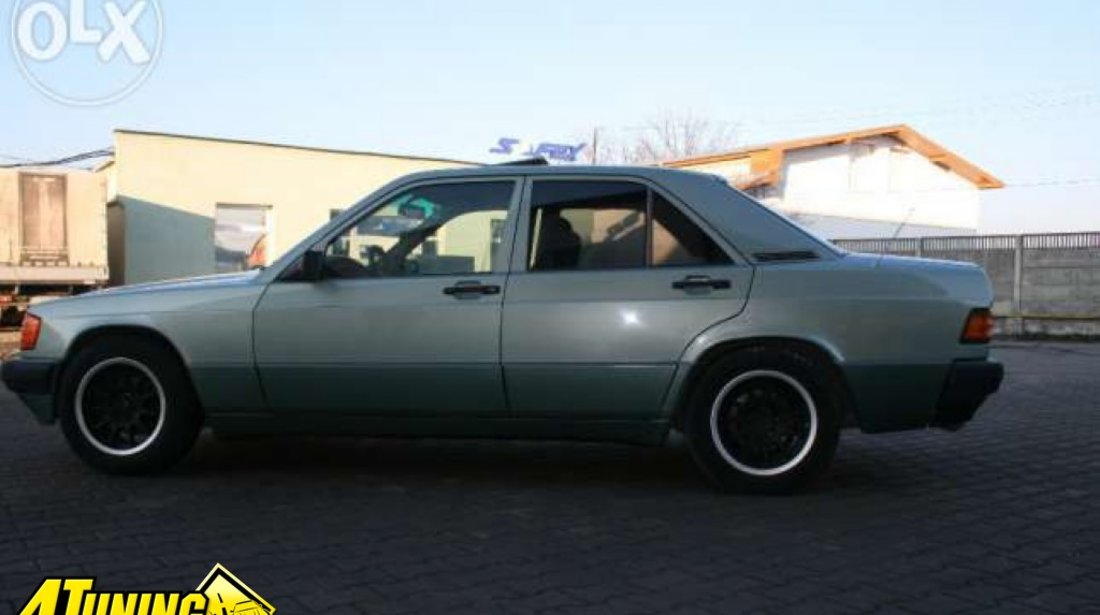 Mercedes 190 E berlina