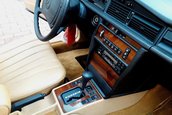 Mercedes 190 E cu 462 km in bord