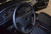 Mercedes 190E cu 18.000 km la bord