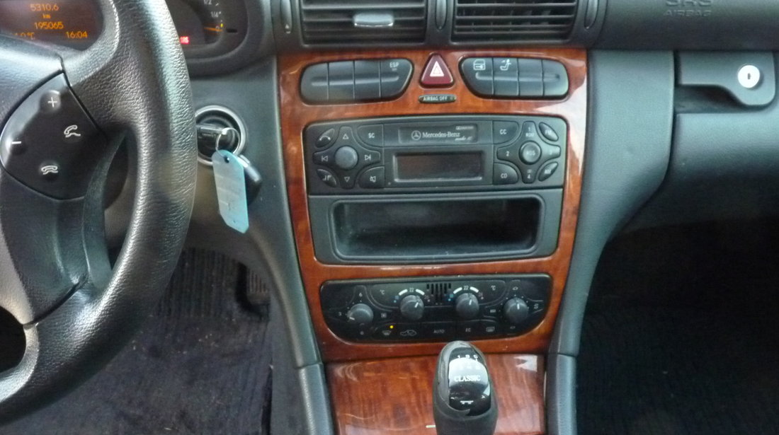 Mercedes 220 2,2 2001