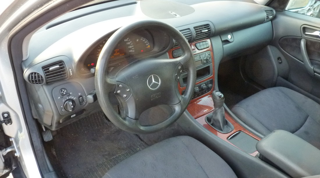 Mercedes 220 2,2 2001